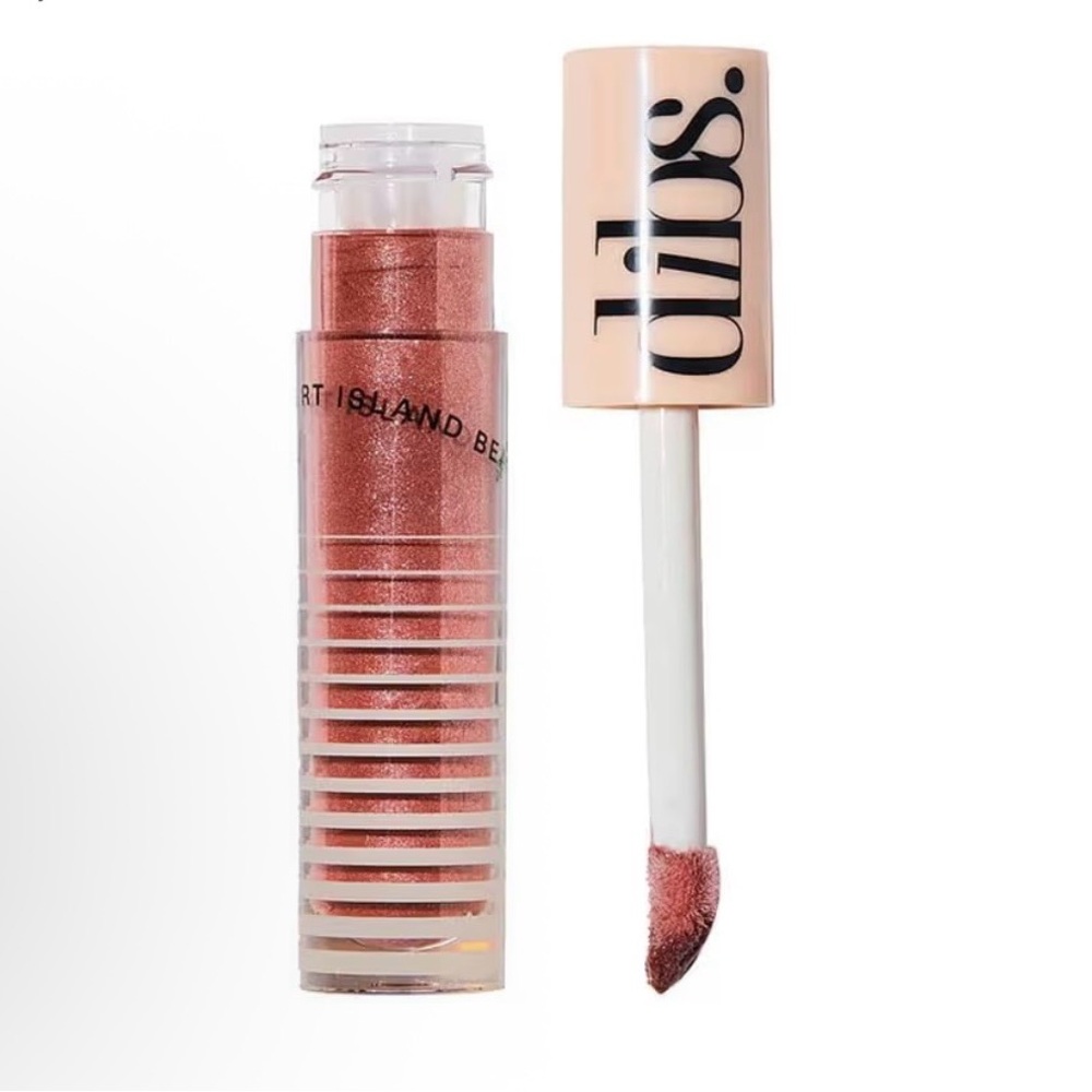 Dibs. Lip Gloss shade- MIMS